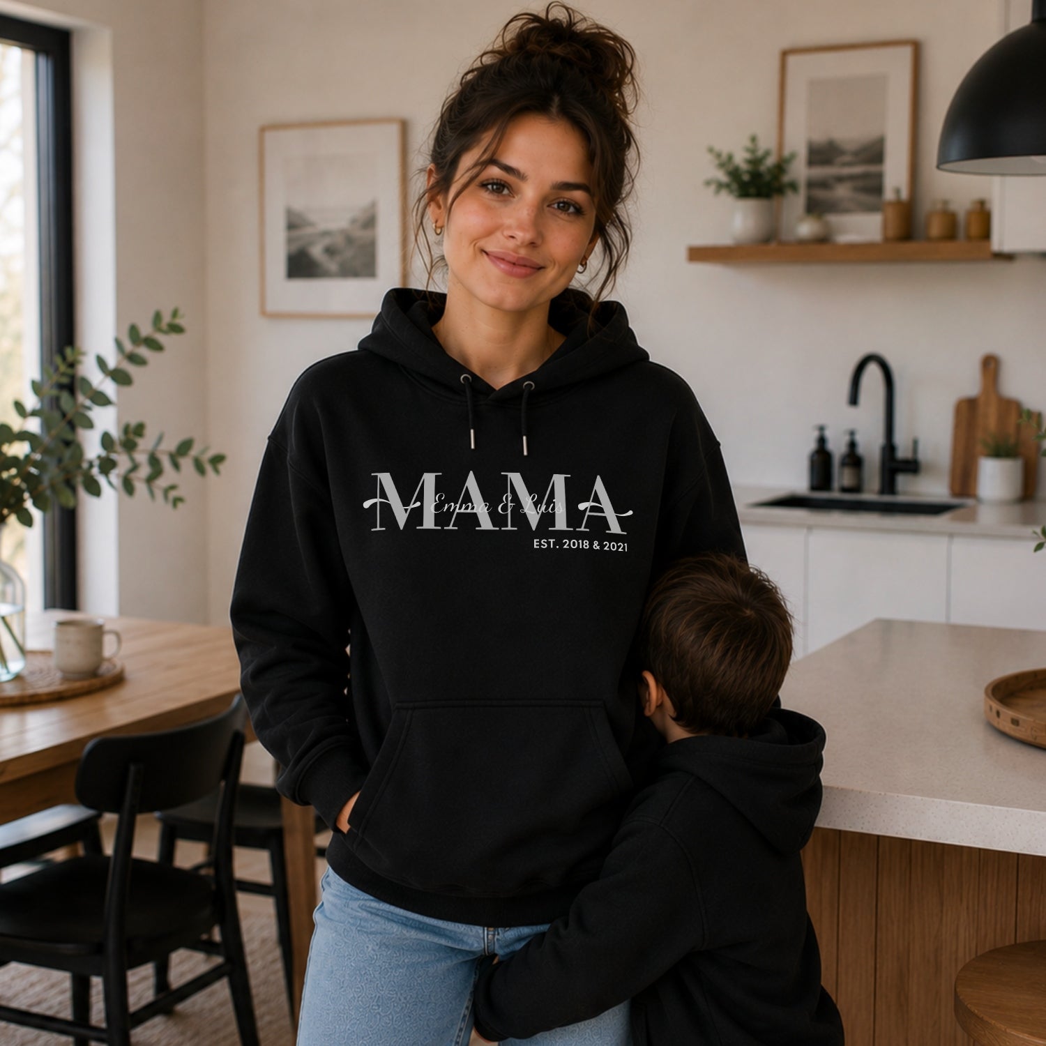 Mama mit Kindernamen Hoodie Personalisiert