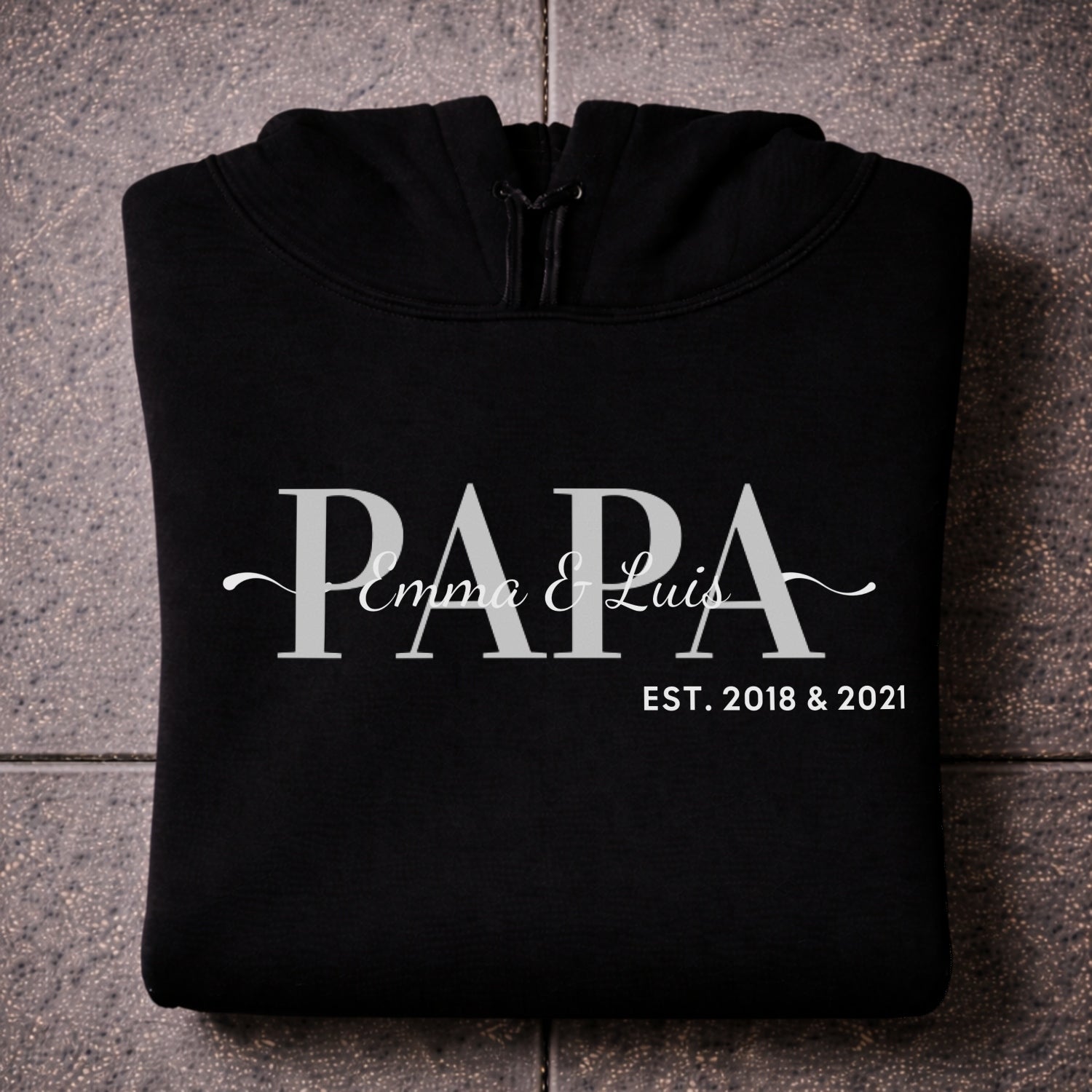 Papa mit Kindernamen Hoodie
