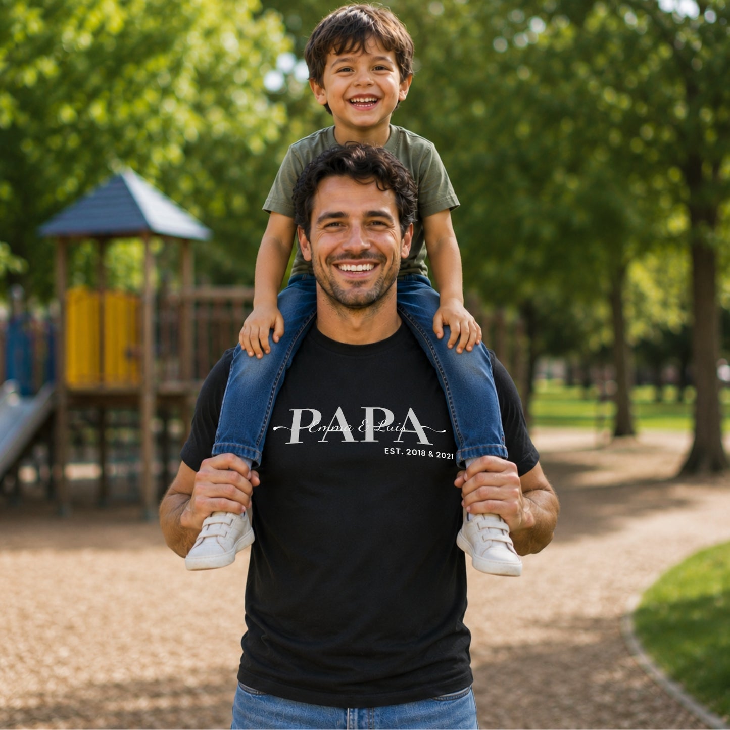 Papa mit Kindernamen Shirt